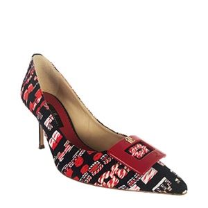 Carolina Herrera Elegant Brooch Logo Heels